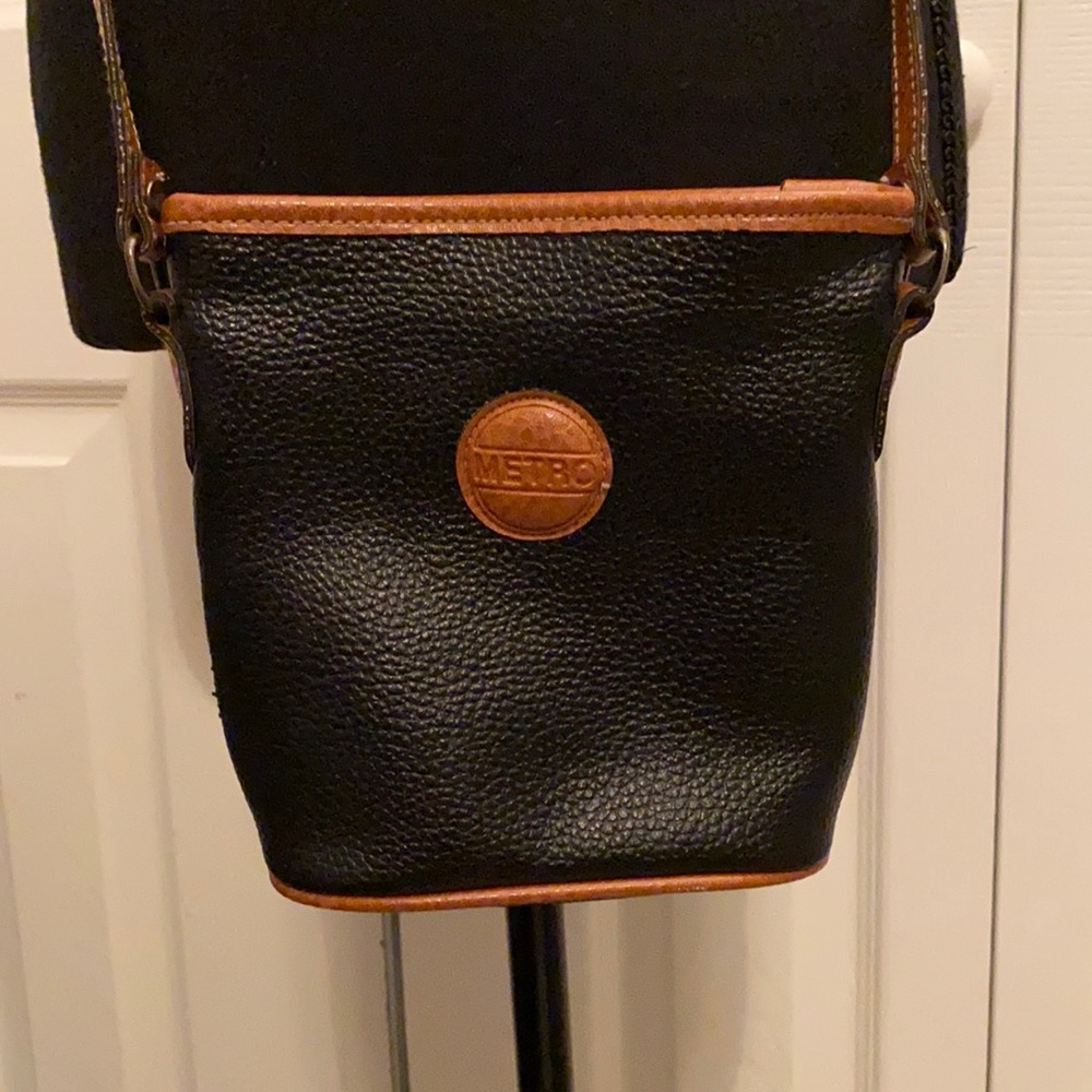 Metro | women’s | crossbody bag | black-tan